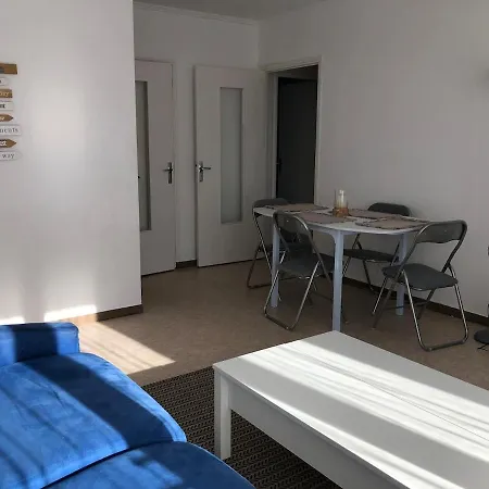 Confortable 5 Pers, 900m Et Commerces Apartamento